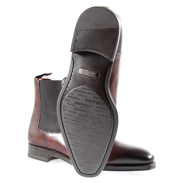 Magnanni 16385 marron bolt.