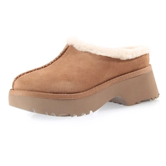 UGG cozy clog chestnut