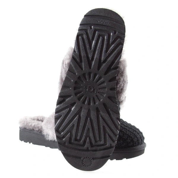 UGG cozy slipper black