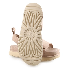 UGG goldenstar sand