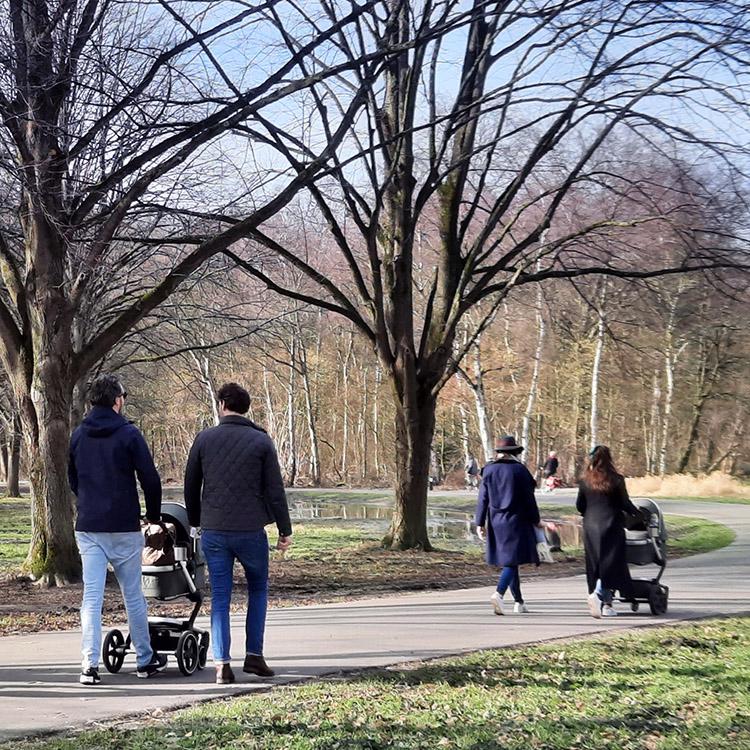 Allemaal aan de wandel(schoenen)